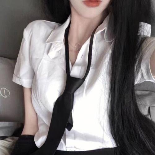 女哭声